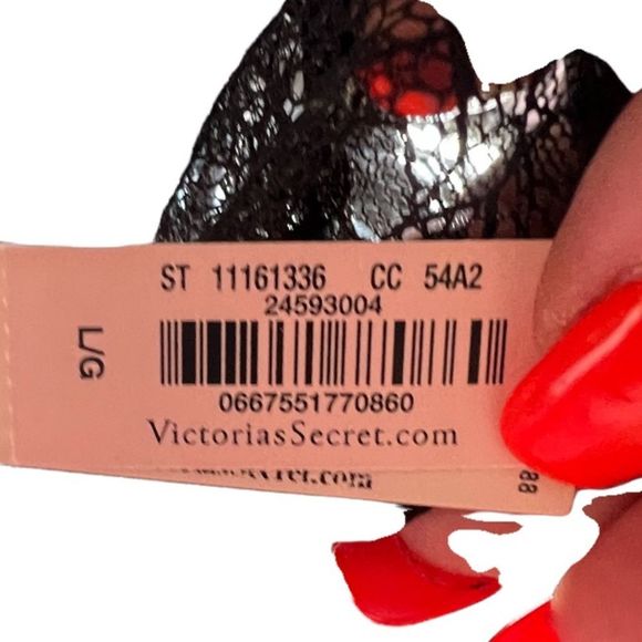 Victoria’s Secret Undergarment nwt - Picture 2 of 7